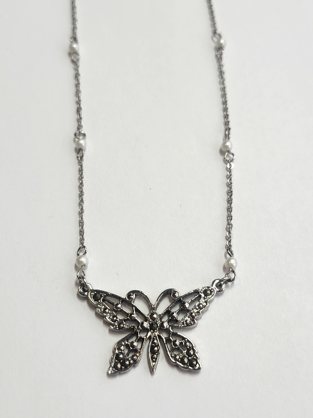 1928 Delicate Silver Butterfly Necklace with Faux Pearls